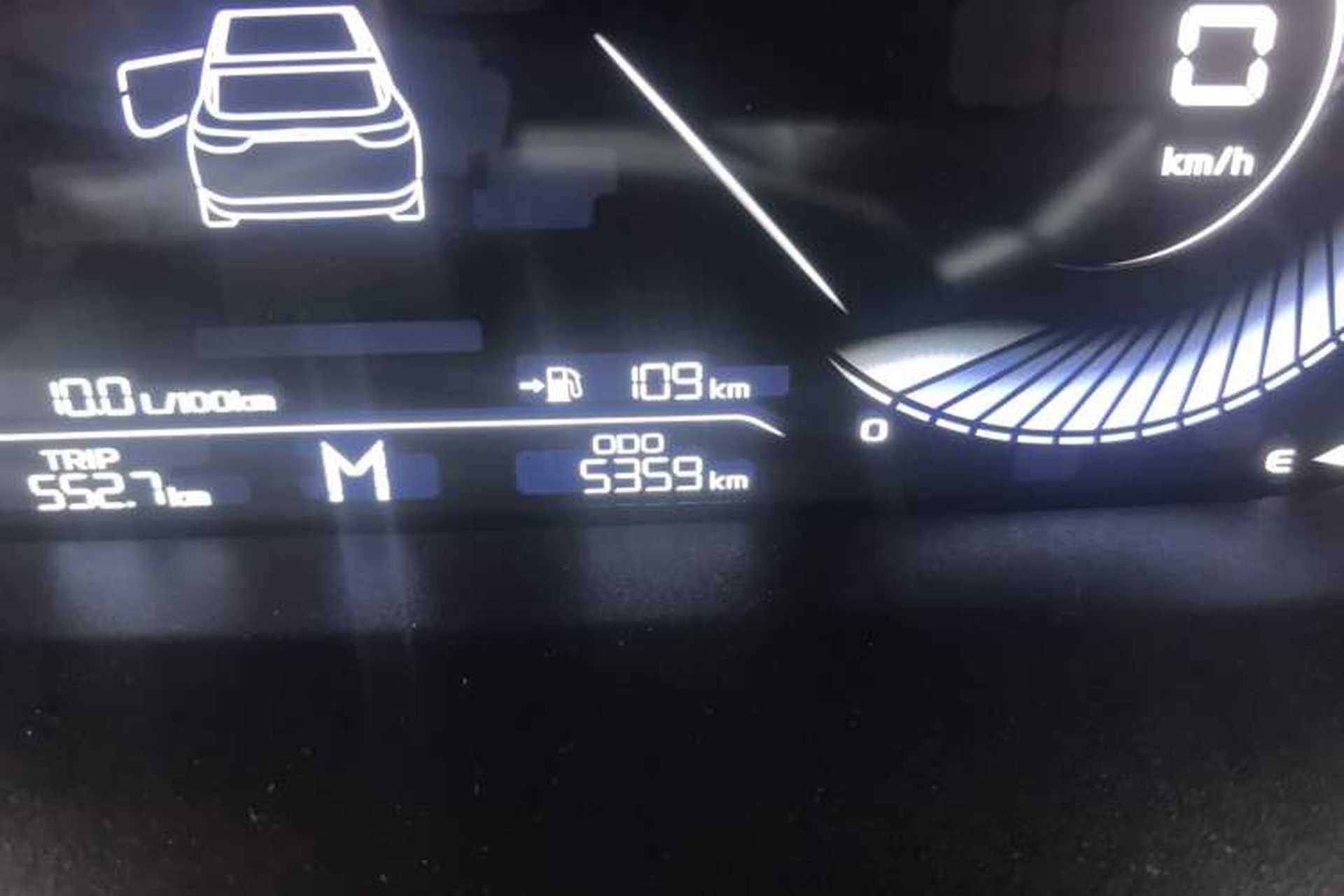 Used Geely Auto Emgrand 2022 4th Generation 1.5L Manual Luxury Model Odometer Close Up