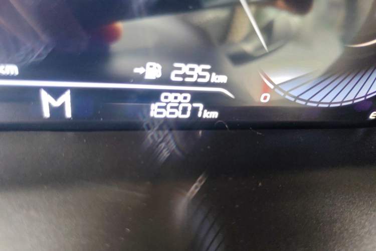 Used Geely Auto Emgrand 2022 4th Generation 1.5L Manual Elite Model Odometer Close Up