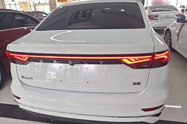 Used Geely Auto Emgrand 2022 4th Generation 1.5L CVT Flagship Model Rear