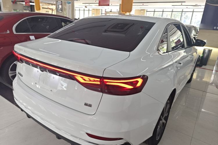 Used Geely Auto Emgrand 2022 4th Generation 1.5L CVT Flagship Model Rear Right 45 Deg