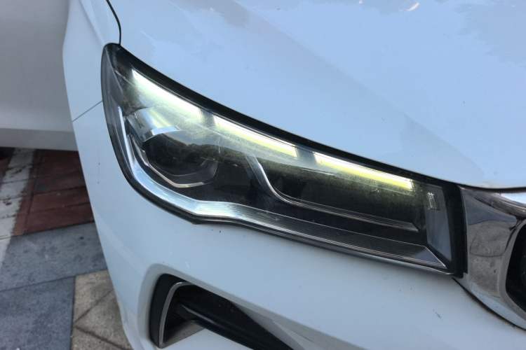 Used Geely Auto Emgrand 2022 4th Generation 1.5L CVT Luxury Model Right Front Headlight