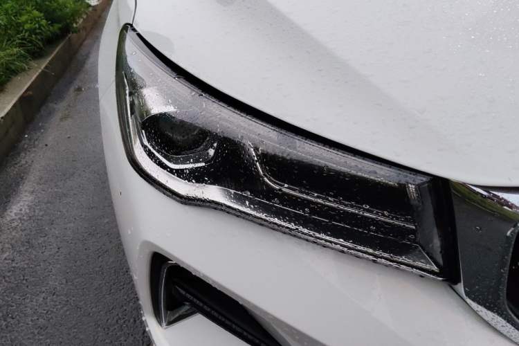 Used Geely Auto Emgrand 2022 4th Generation 1.5L CVT Flagship Model Right Front Headlight