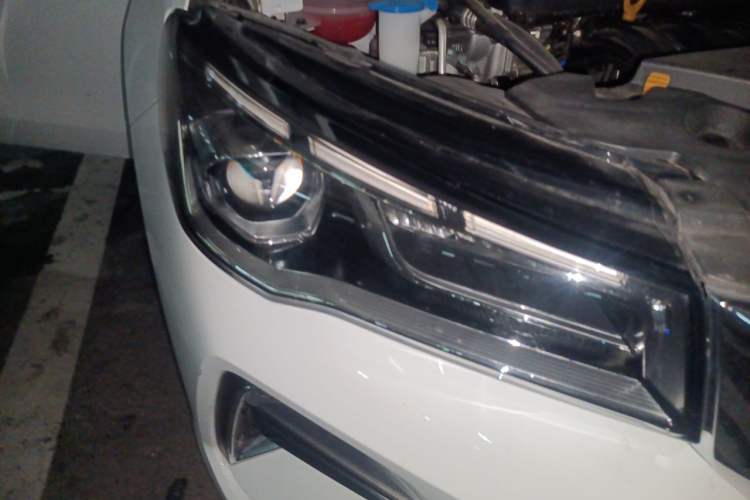 Used Geely Auto Emgrand 2022 4th Generation 1.5L CVT Luxury Model Right Front Headlight