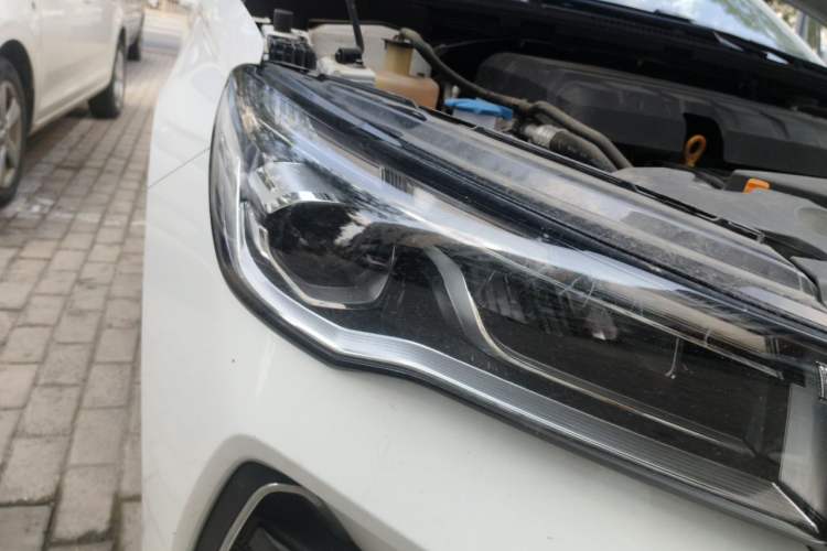 Used Geely Auto Emgrand 2022 4th Generation 1.5L CVT Luxury Model Right Front Headlight