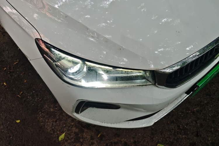 Used Geely Auto Emgrand 2022 4th Generation 1.5L CVT Luxury Model Right Front Headlight
