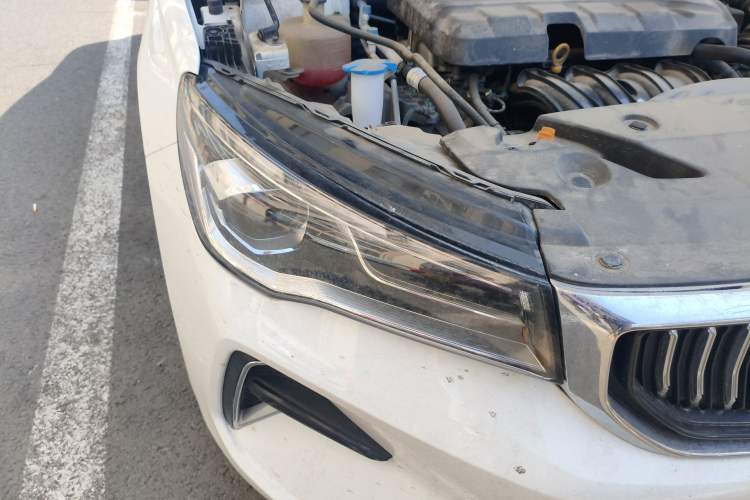 Used Geely Auto Emgrand 2022 4th Generation 1.5L CVT Luxury Model Right Front Headlight