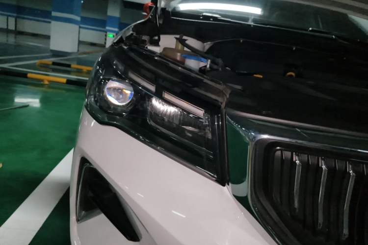 Used Geely Auto Emgrand 2022 4th Generation 1.5L CVT Luxury Model Right Front Headlight