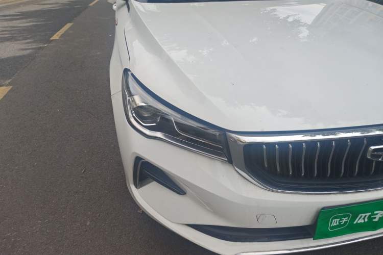 Used Geely Auto Emgrand 2022 4th Generation 1.5L Manual Elite Model Right Front Headlight