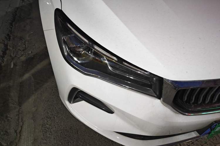 Used Geely Auto Emgrand 2022 4th Generation 1.5L CVT Flagship Model Right Front Headlight