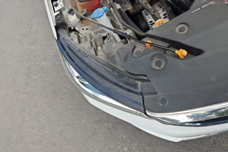 Used Geely Auto Emgrand 2022 4th Generation 1.5L CVT Luxury Model Right Front Headlight