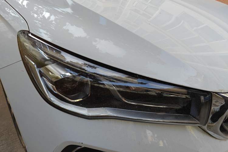 Used Geely Auto Emgrand 2022 4th Generation 1.5L CVT Flagship Model Right Front Headlight