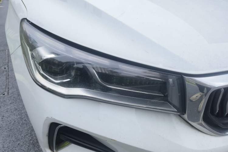 Used Geely Auto Emgrand 2022 4th Generation 1.5L CVT Luxury Model Right Front Headlight