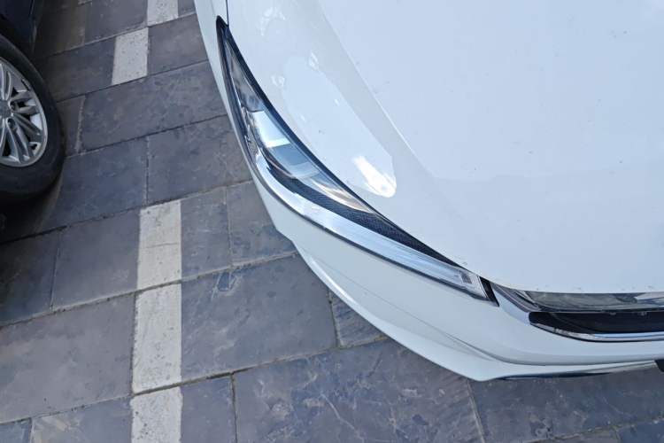 Used Geely Auto Emgrand 2022 4th Generation 1.5L CVT Luxury Model Right Front Headlight