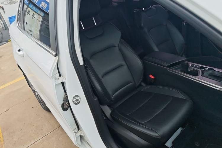 Used Geely Auto Emgrand 2022 4th Generation 1.5L CVT Luxury Model Right Front Seat