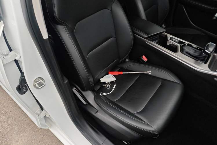 Used Geely Auto Emgrand 2022 4th Generation 1.5L CVT Luxury Model Right Front Seat