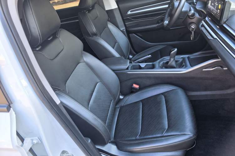 Used Geely Auto Emgrand 2022 4th Generation 1.5L Manual Elite Model Right Front Seat