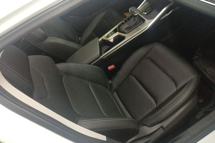 Used Geely Auto Emgrand 2022 4th Generation 1.5L CVT Luxury Model Right Front Seat