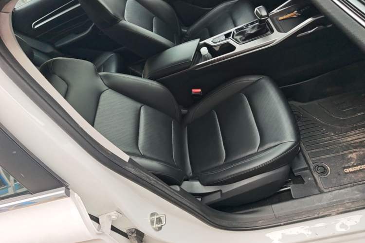 Used Geely Auto Emgrand 2022 4th Generation 1.5L CVT Luxury Model Right Front Seat