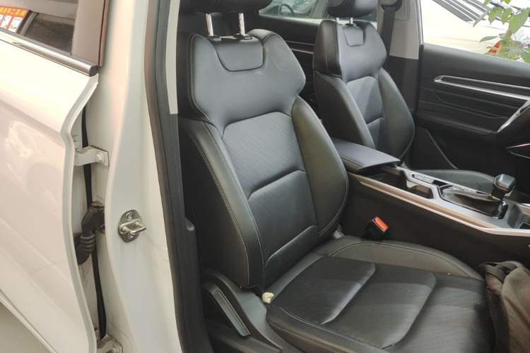 Used Geely Auto Emgrand 2022 4th Generation 1.5L CVT Luxury Model Right Front Seat