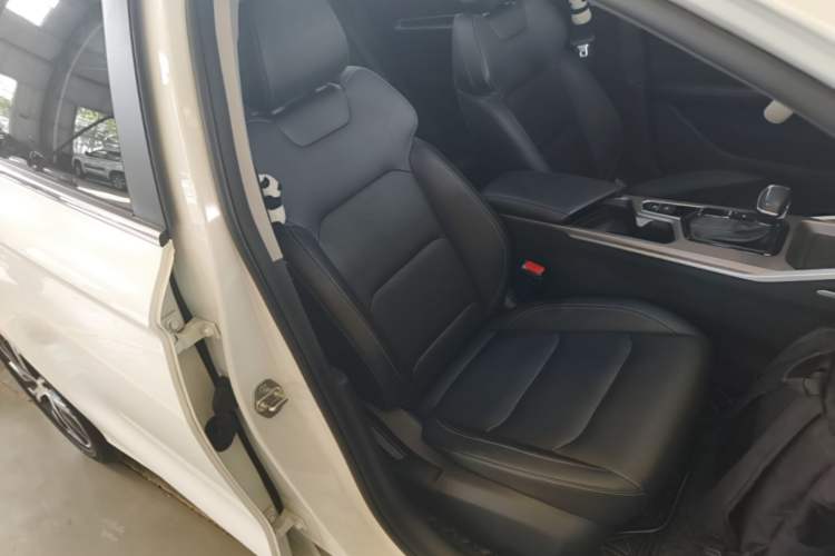 Used Geely Auto Emgrand 2022 4th Generation 1.5L CVT Luxury Model Right Front Seat