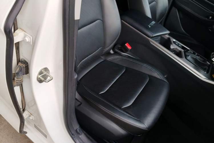 Used Geely Auto Emgrand 2022 4th Generation 1.5L CVT Luxury Model Right Front Seat