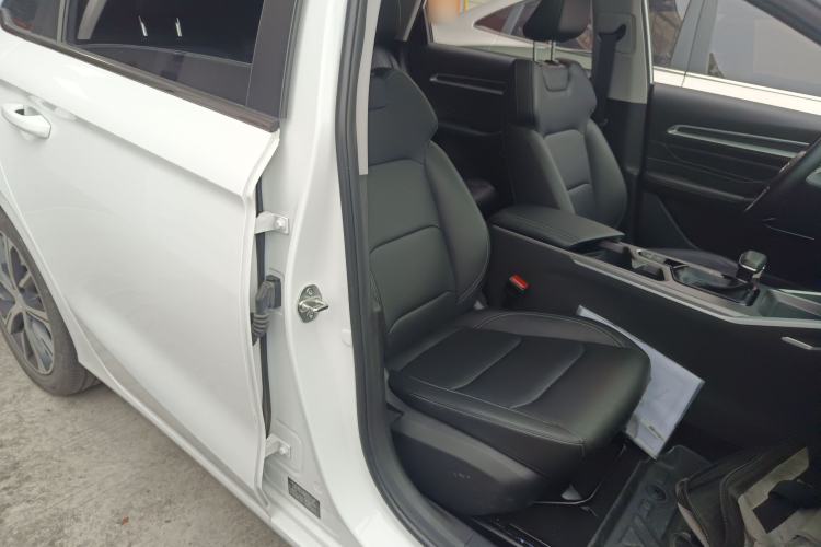 Used Geely Auto Emgrand 2022 4th Generation 1.5L CVT Luxury Model Right Front Seat
