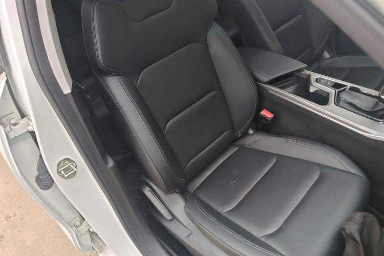 Used Geely Auto Emgrand 2022 4th Generation 1.5L CVT Luxury Model Right Front Seat