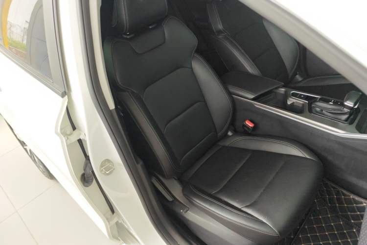 Used Geely Auto Emgrand 2022 4th Generation 1.5L CVT Asian Games Edition Right Front Seat