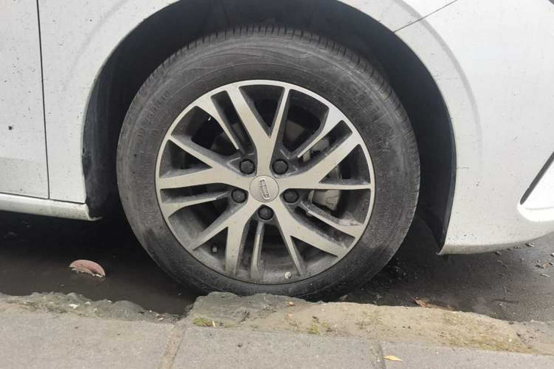 Used Geely Auto Emgrand 2022 4th Generation 1.5L Manual Luxury Model Right Front Wheel Hub