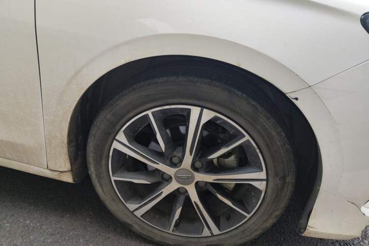 Used Geely Auto Emgrand 2022 4th Generation 1.5L CVT Flagship Model Right Front Wheel Hub