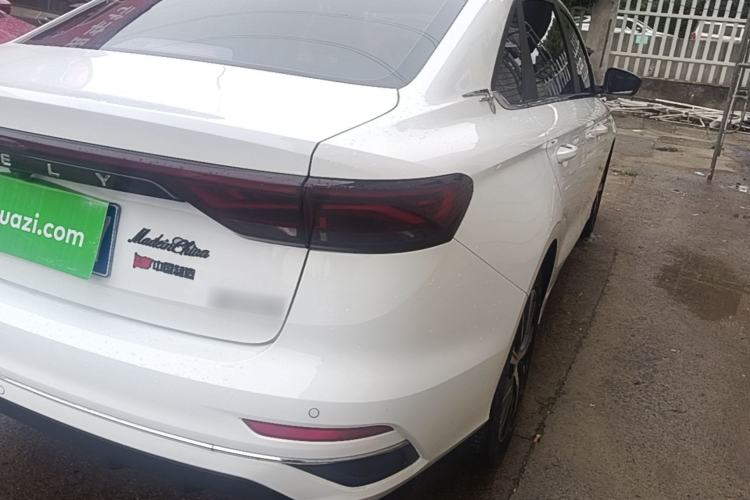 Used Geely Auto Emgrand 2022 4th Generation 1.5L CVT Luxury Model Right Rear Taillight