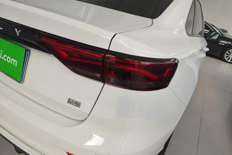 Used Geely Auto Emgrand 2022 4th Generation 1.5L CVT Asian Games Edition Right Rear Taillight