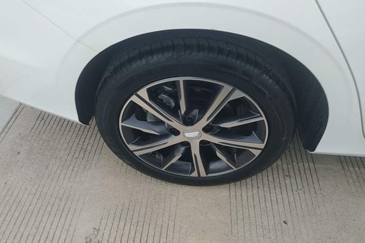 Used Geely Auto Emgrand 2022 4th Generation 1.5L CVT Luxury Model Right Rear Wheel Hub