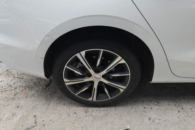 Used Geely Auto Emgrand 2022 4th Generation 1.5L CVT Luxury Model Right Rear Wheel Hub