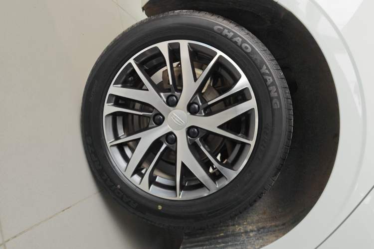 Used Geely Auto Emgrand 2022 4th Generation 1.5L CVT Asian Games Edition Right Rear Wheel Hub