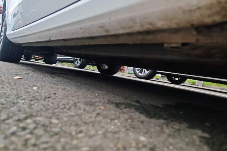 Used Geely Auto Emgrand 2022 4th Generation 1.5L CVT Luxury Model Right Side Sill