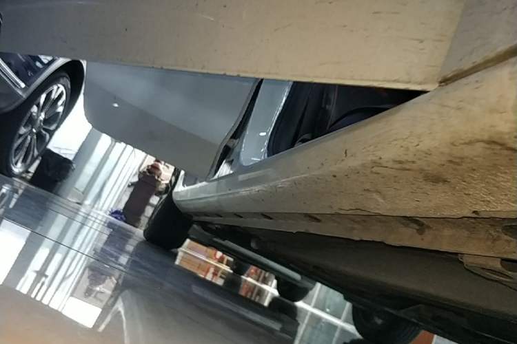 Used Geely Auto Emgrand 2022 4th Generation 1.5L Manual Elite Model Right Side Sill