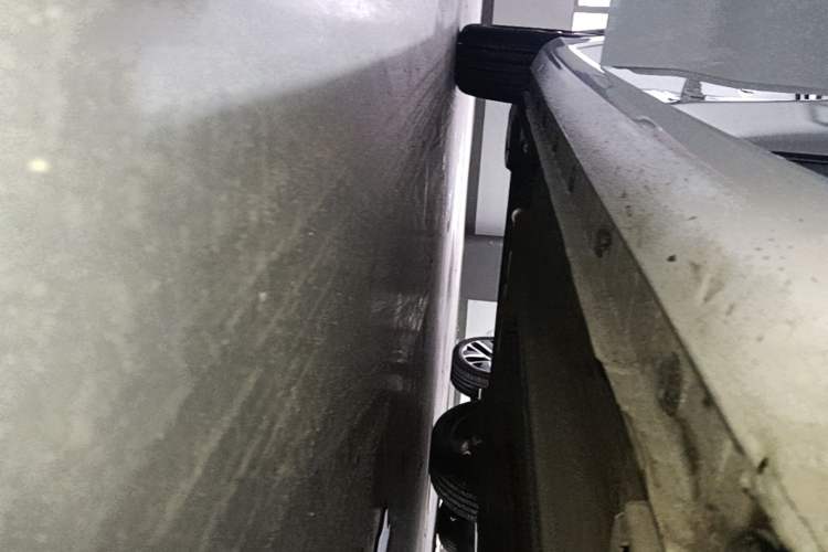 Used Geely Auto Emgrand 2022 4th Generation 1.5L CVT Flagship Model Right Side Sill