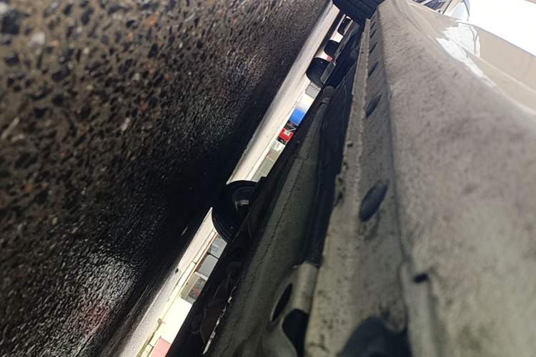 Used Geely Auto Emgrand 2022 4th Generation 1.5L CVT Flagship Model Right Side Sill