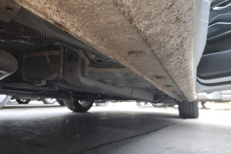 Used Geely Auto Emgrand 2022 4th Generation 1.5L CVT Luxury Model Right Side Sill