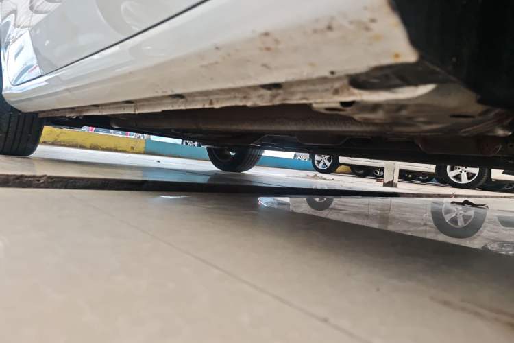 Used Geely Auto Emgrand 2022 4th Generation 1.5L CVT Luxury Model Right Side Sill