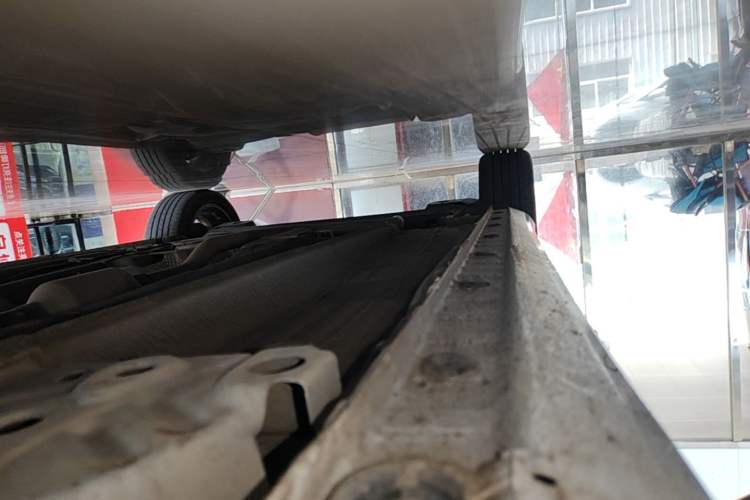Used Geely Auto Emgrand 2022 4th Generation 1.5L CVT Luxury Model Right Side Sill