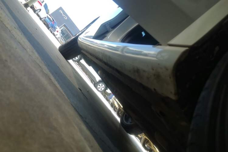 Used Geely Auto Emgrand 2022 4th Generation 1.5L CVT Luxury Model Right Side Sill