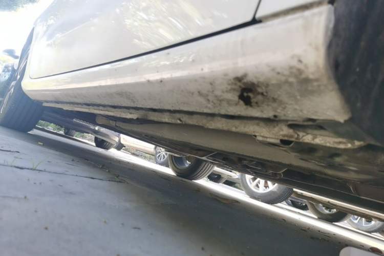 Used Geely Auto Emgrand 2022 4th Generation 1.5L CVT Luxury Model Right Side Sill