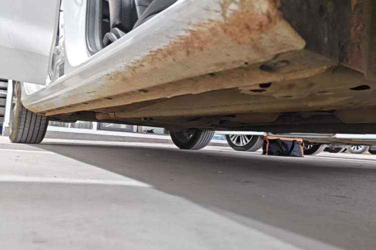 Used Geely Auto Emgrand 2022 4th Generation 1.5L CVT Luxury Model Right Side Sill