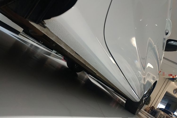 Used Geely Auto Emgrand 2022 4th Generation 1.5L CVT Flagship Model Right Side Sill