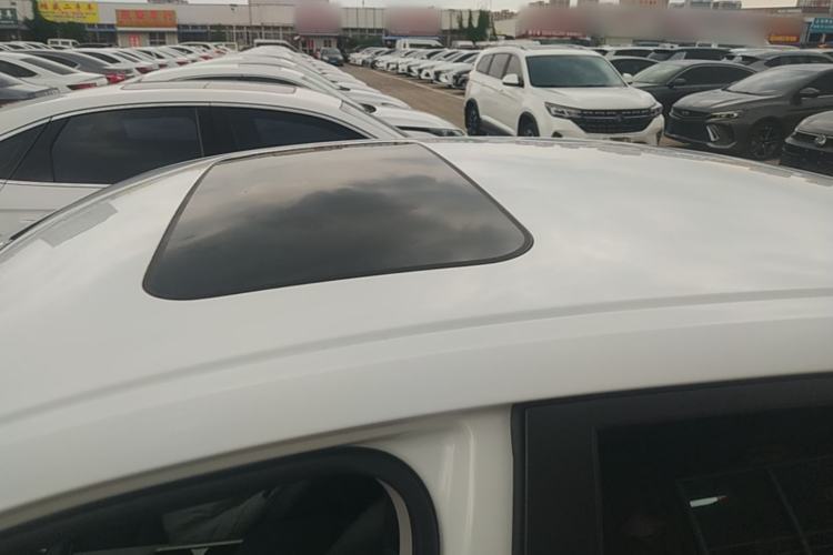 Used Geely Auto Emgrand 2022 4th Generation 1.5L CVT Luxury Model Roof