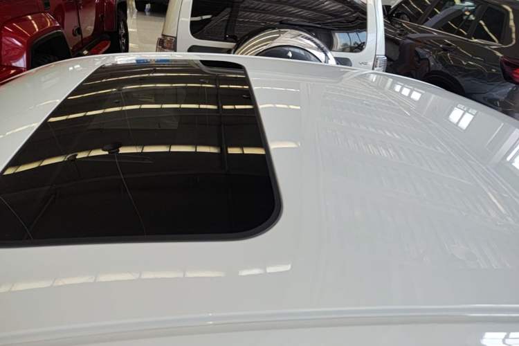 Used Geely Auto Emgrand 2022 4th Generation 1.5L CVT Luxury Model Roof
