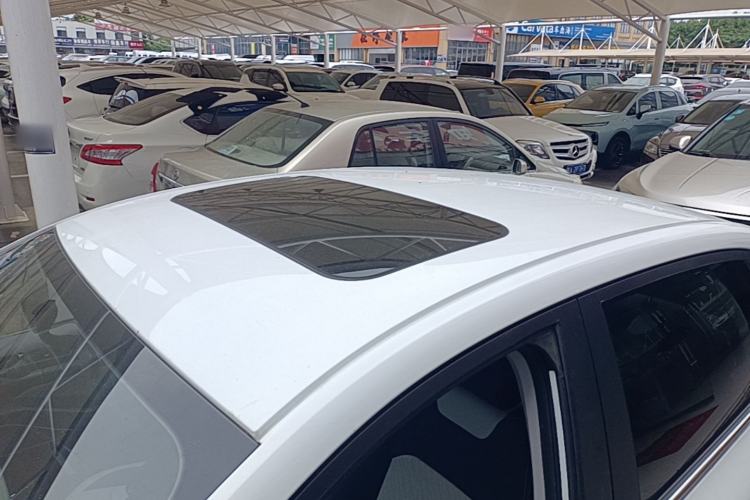 Used Geely Auto Emgrand 2022 4th Generation 1.5L CVT Flagship Model Roof