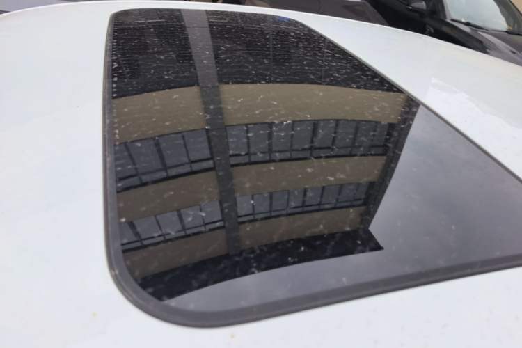 Used Geely Auto Emgrand 2022 4th Generation 1.5L CVT Luxury Model Roof